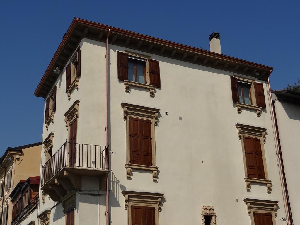 Theater Verona Luxury Apartment 部屋 写真