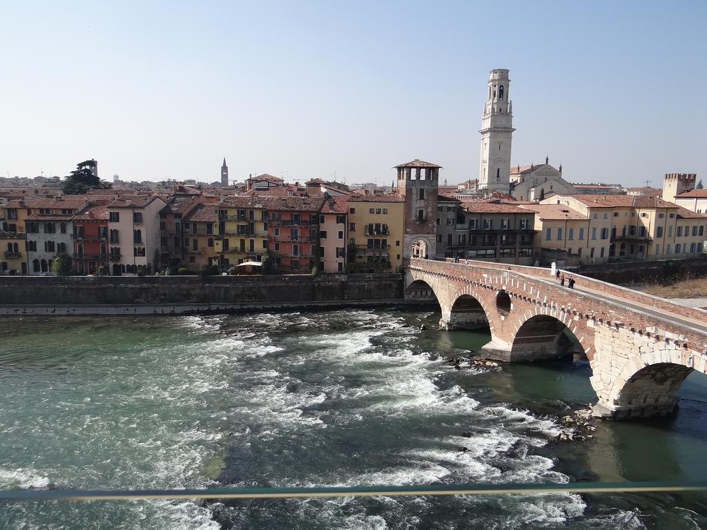Theater Verona Luxury Apartment 部屋 写真