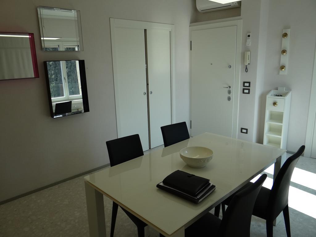 Theater Verona Luxury Apartment 部屋 写真